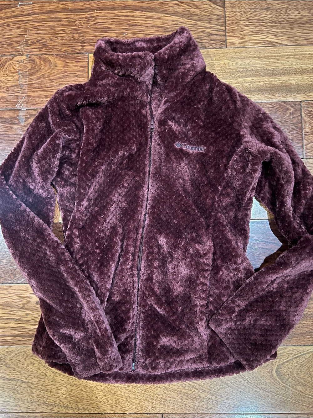 Women's Columbia Fireside Sherpa Fleece Jacket, size M, wine color, like new!